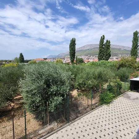 Apartment Aurea Solin